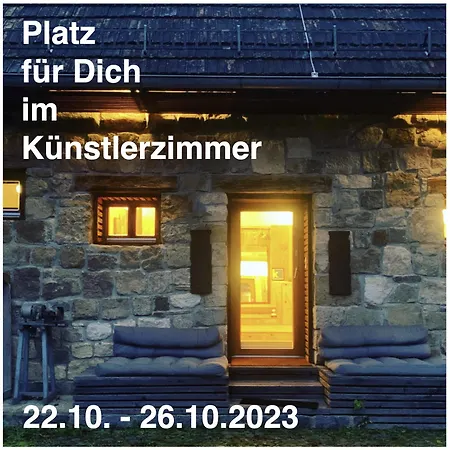 Kuenstlerzimmer *
