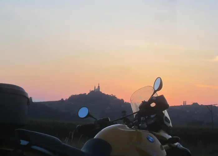 Kuenstlerzimmer * Straden